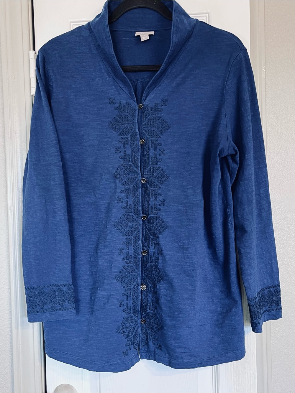 J.Jill women’s long-sleeve knit button-front tunic shirt embroidery blue size M